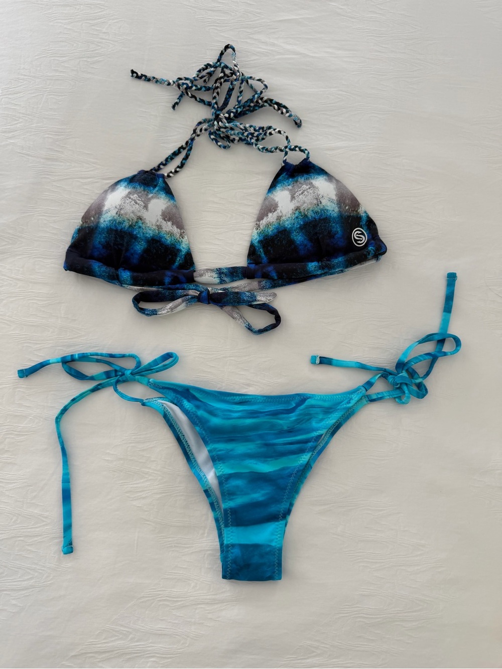 SCALES Triangle Bikini